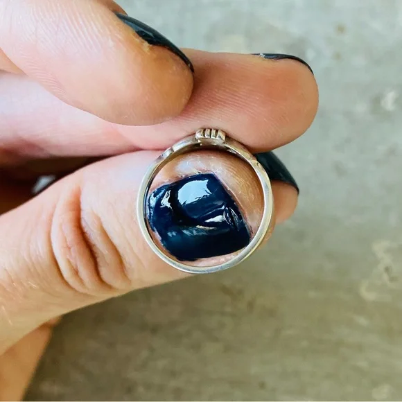 ♥️ Artisan ♥️ Vintage Irish Sterling Silver Claddagh Ring - Picture 8 of 13